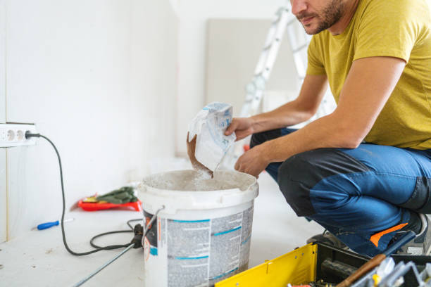 Best Garage Floor Epoxy Painting  in Mason City, IA